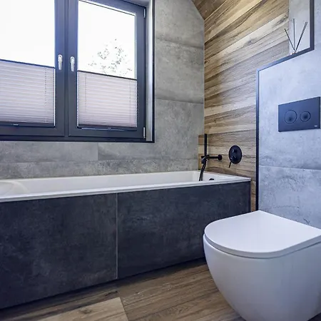 Wichrowe Wzgorza, Myweek