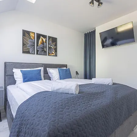 Wichrowe Wzgorza, Myweek