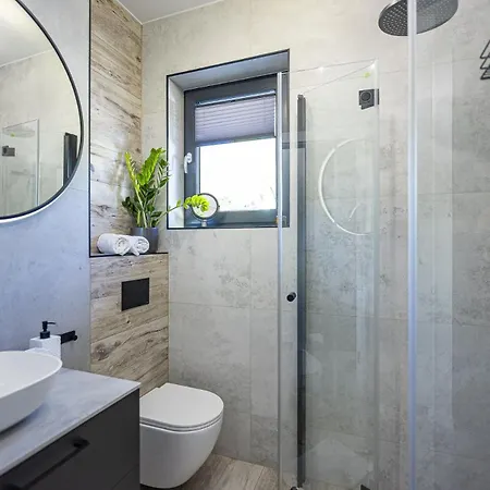 펜션 Wichrowe Wzgorza, Myweek 폴라니카-즈루이