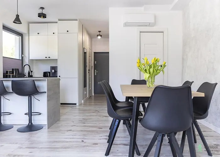 Wichrowe Wzgorza, Myweek Polanica-Zdrój